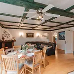 Apartament The Alpine Classic By Interhome